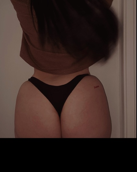gapvina2022 onlyfans leaked picture 1