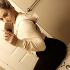 Profile picture of leenafayexox